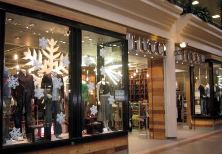 Polystyrene snowflakes- christmas window retail display