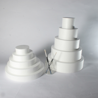 polystyrene / foam / styrofoam discs.