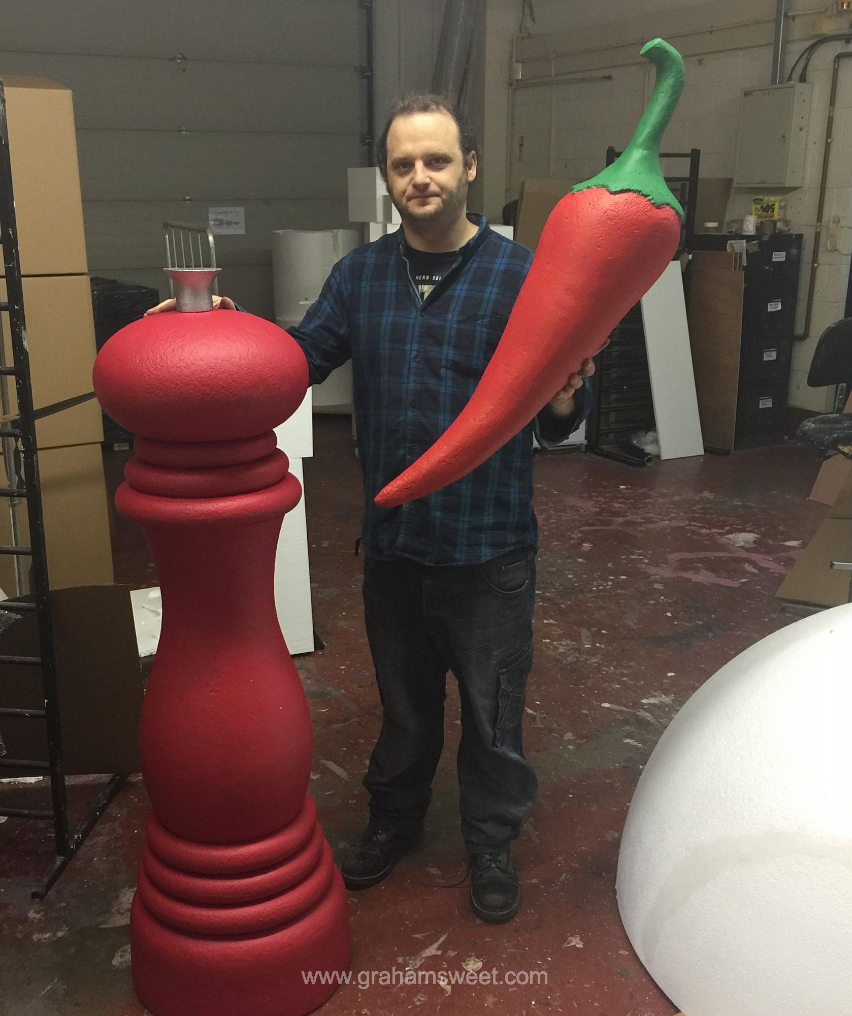 oversized polystyrene models - pepper and pepper grinder