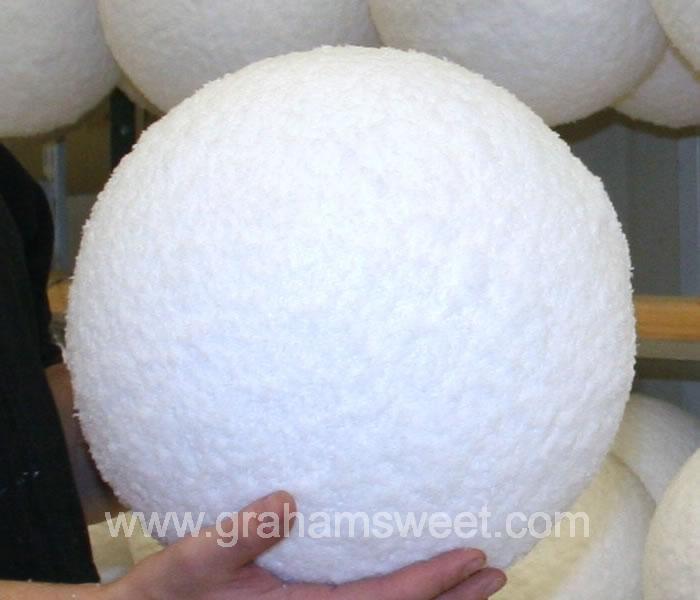 290 mm polystyrene snowball