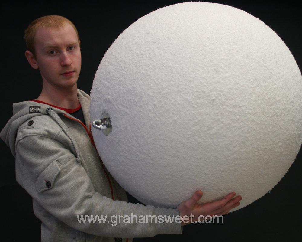 800 mm snowball - fitted with secure hanging point
