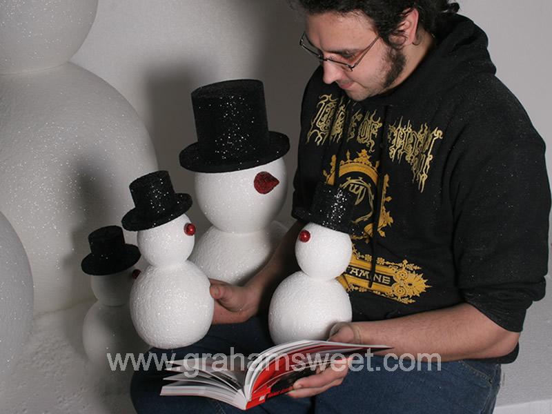 Small polystyrene snowmen