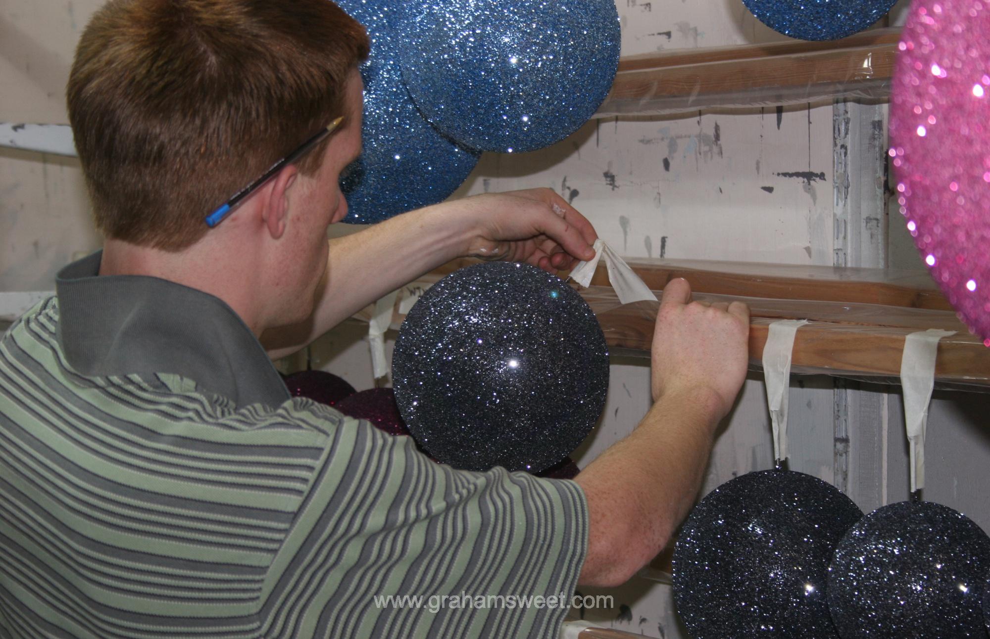 polystyrene glitter balls