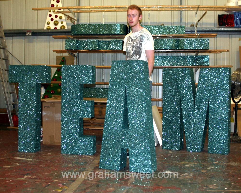 TEAM letters - 1165 mm high - Turquoise glitter