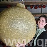 800 mm polystyrene bauble covered in gold glitter