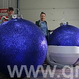 large baubles