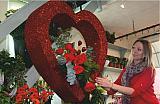 heart shelf florist 2000px