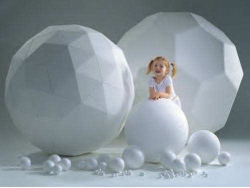 polystyrene geodesic balls