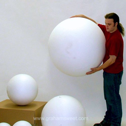 polystyrene balls and shapes